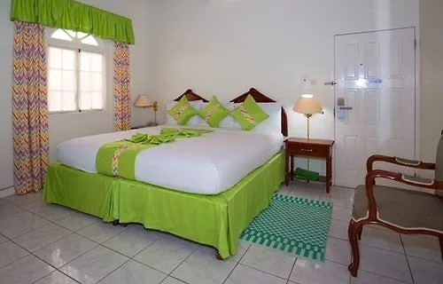 Villa Sonate راناوي باي 3*,